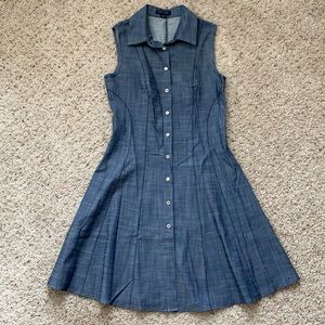 • Tommy Hilfiger Denim Shirtdress •